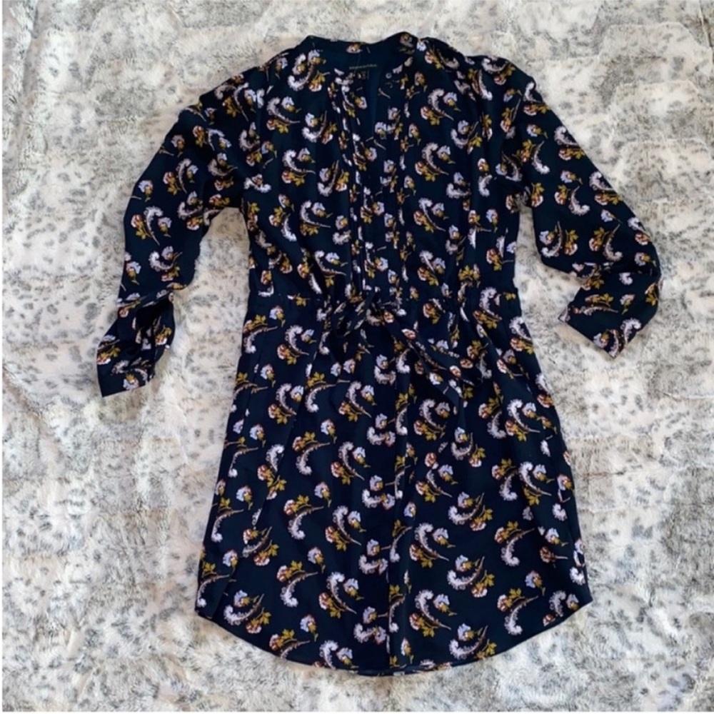 Banana Republic floral print dress
MP boho - Picture 2 of 5